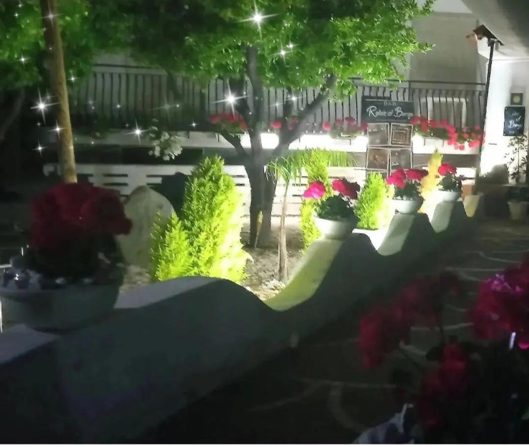 Relais Al Borgo Bed & Breakfast ซอมมาเวซูเวียนา ภายนอก รูปภาพ